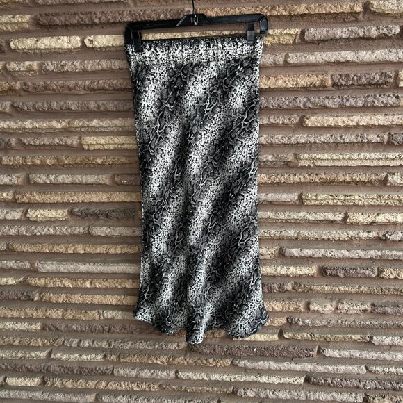 Veronica M. Black White Python Print Flare Skirt NWOT $89 Size XS - Picture 8 of 8